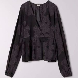 Wilfred - Aritzia peplum top